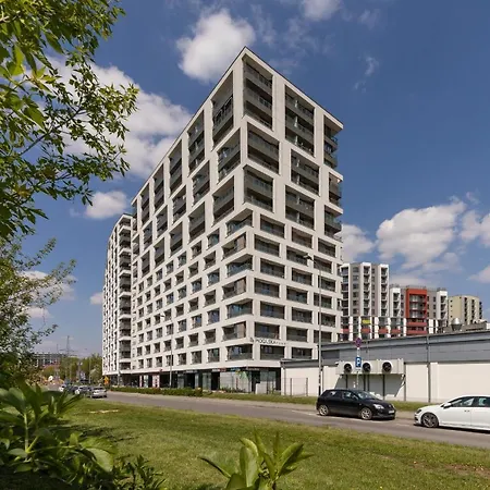 شقة Centre & Modern Quiet With Parking By Renters Prestige *