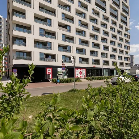 아파트 Centre & Modern Quiet With Parking By Renters Prestige *