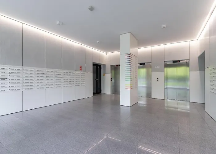 Daire Centre & Modern Quiet With Parking By Renters Prestige *