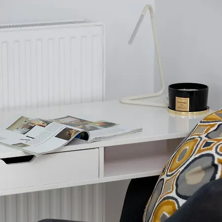 Centre & Modern Quiet With Parking By Renters Prestige * Krakov